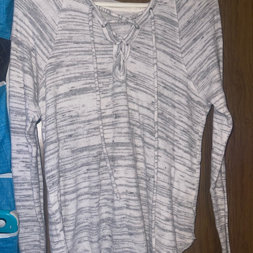 Size medium American Eagle sweater